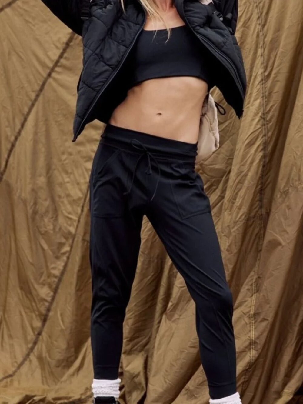 New Free People Movement Never Better Solid Joggers NWOT Black Size Small